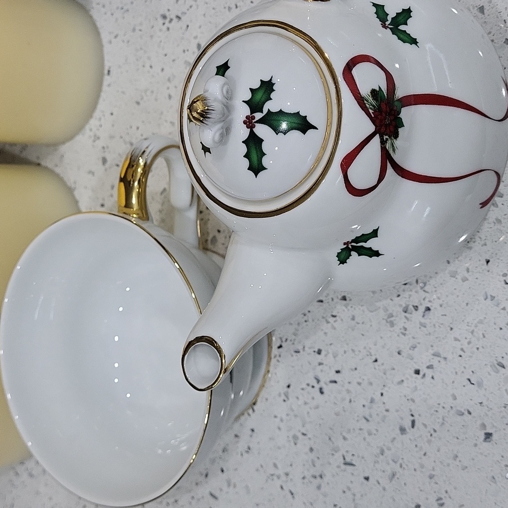 Nantucket Tea Set - Picture 3 of 5